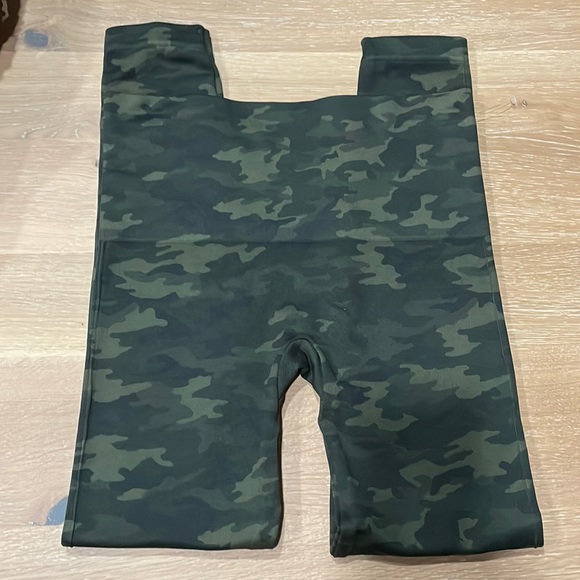 Spanx leggings - Picture 2 of 6